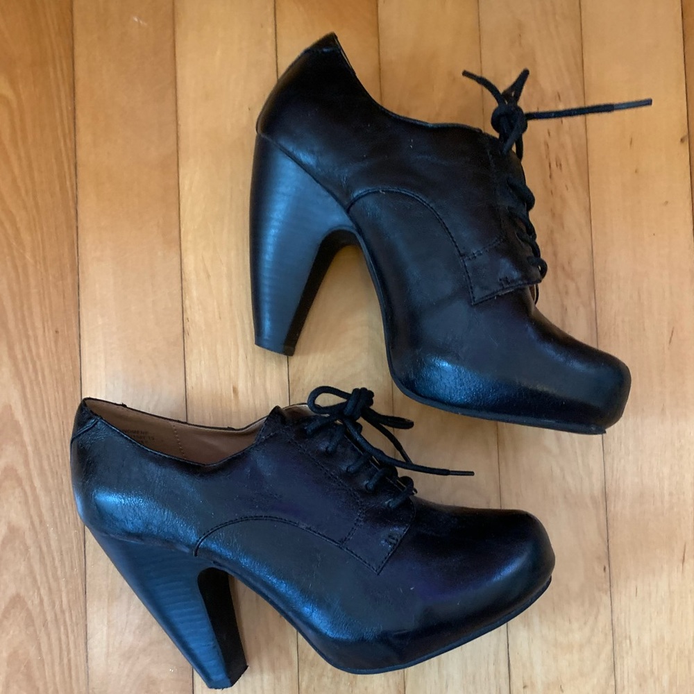 Platform lace-up booties
